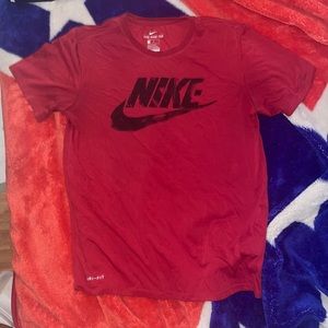 Nike T-Shirt
